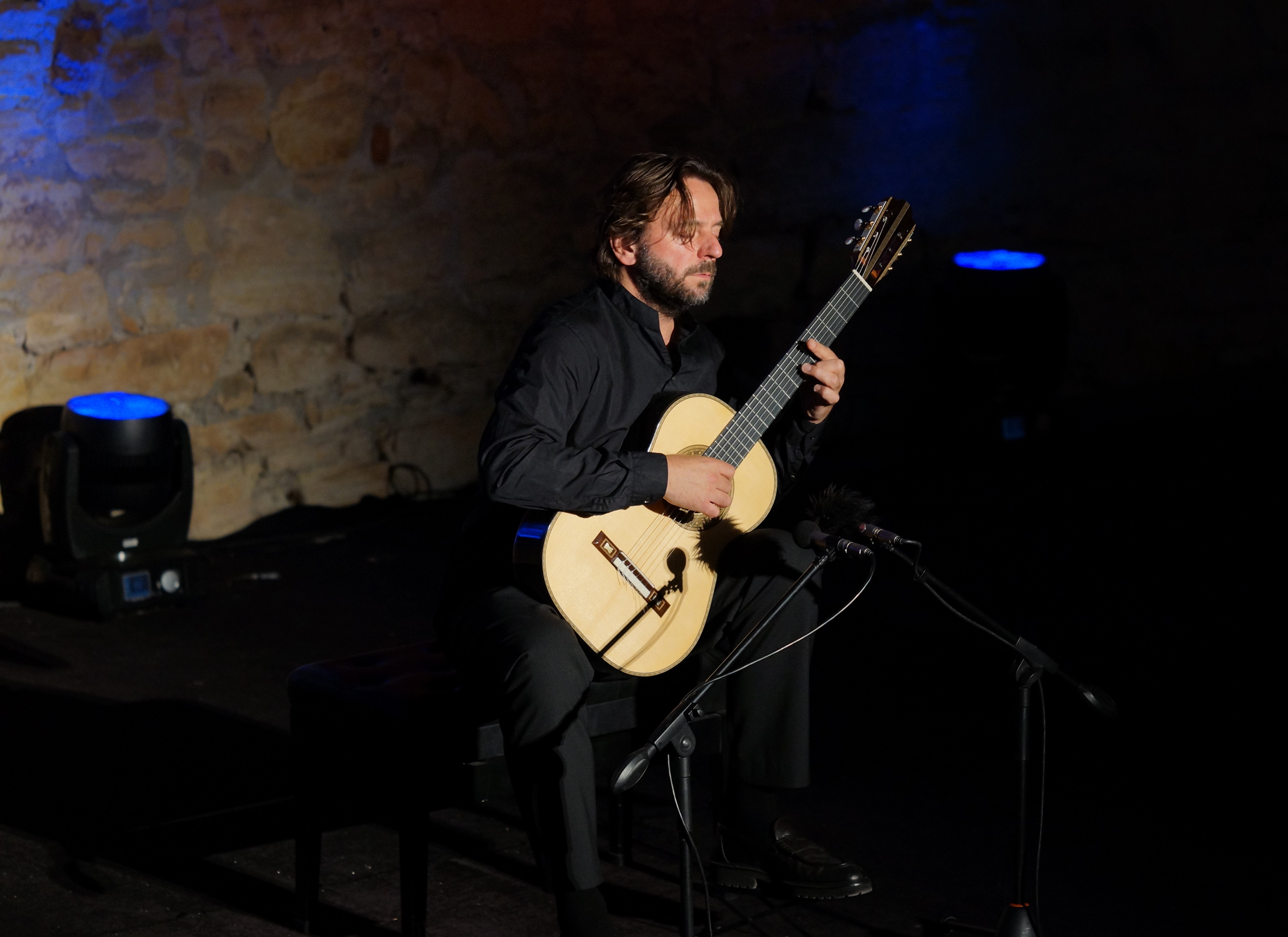 37. Uluslararası İzmir Festivali'nde Marcin Dylla'dan büyüleyici bir gitar konseri!