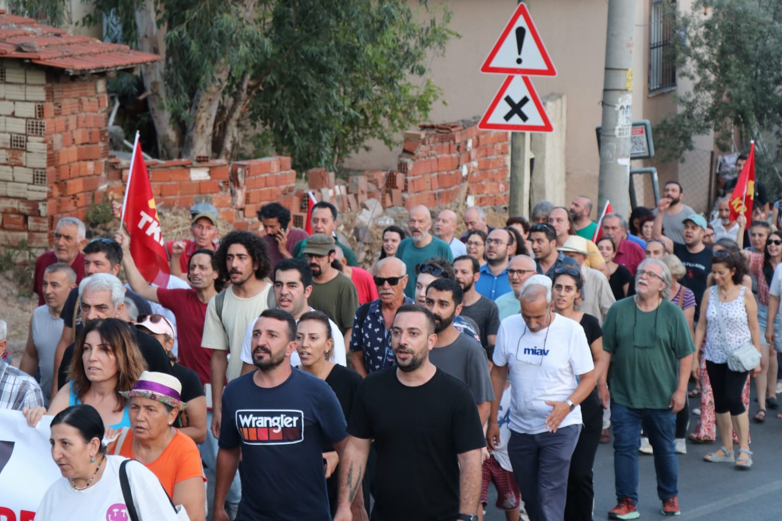 "Mahallemizde bu zihniyeti istemiyoruz!"