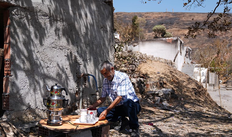 Çorum'da evi iki kez yanınca İzmir'e göç etmiş 