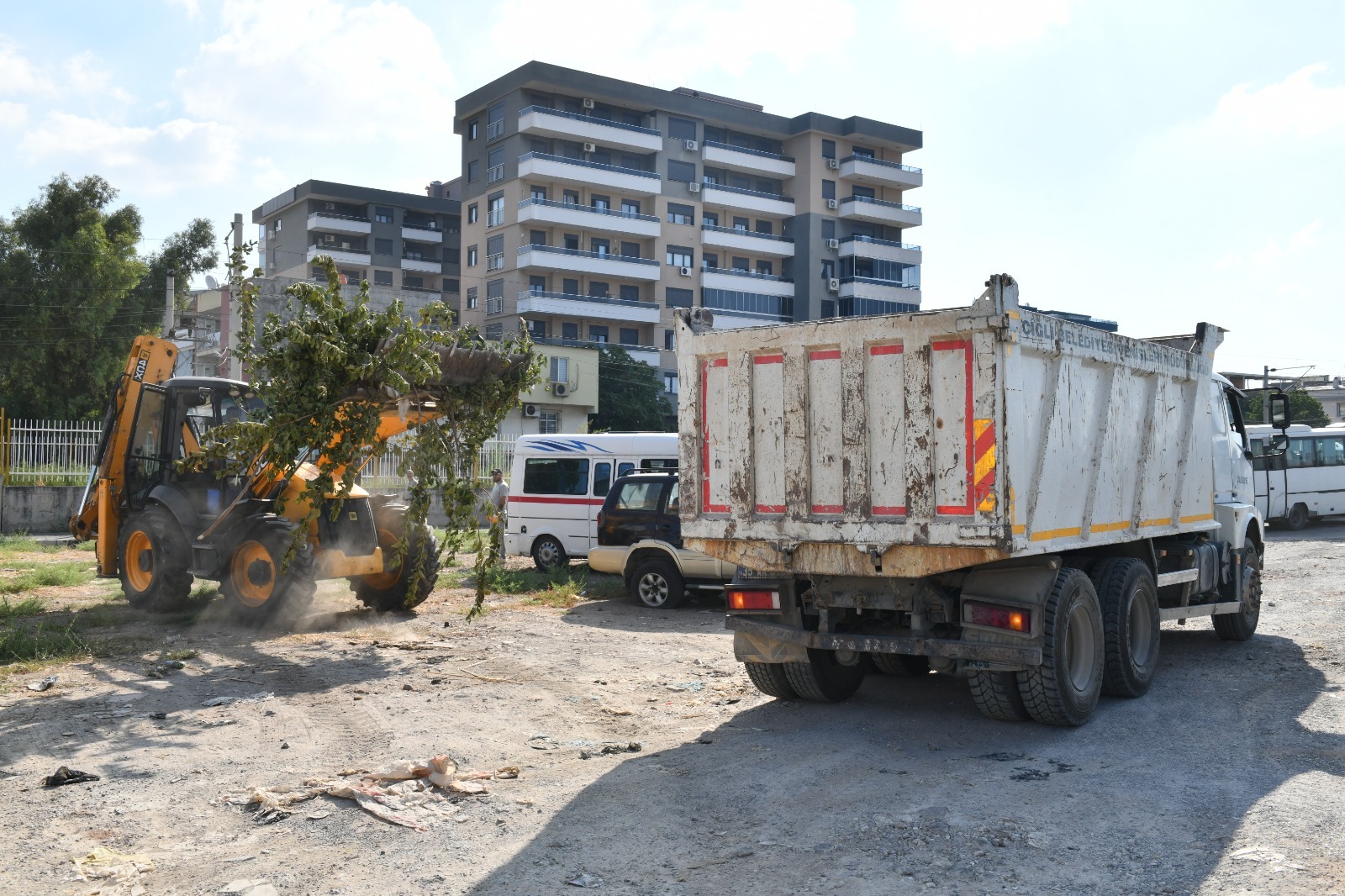 Çiğli'de düzenli temizlikle sağlıklı çalışma ortamı sağlanacak