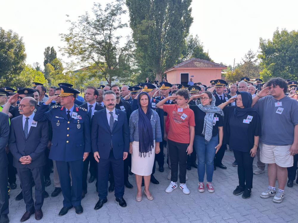 Somali'de şehit olan Uzman Çavuş toprağa verildi!