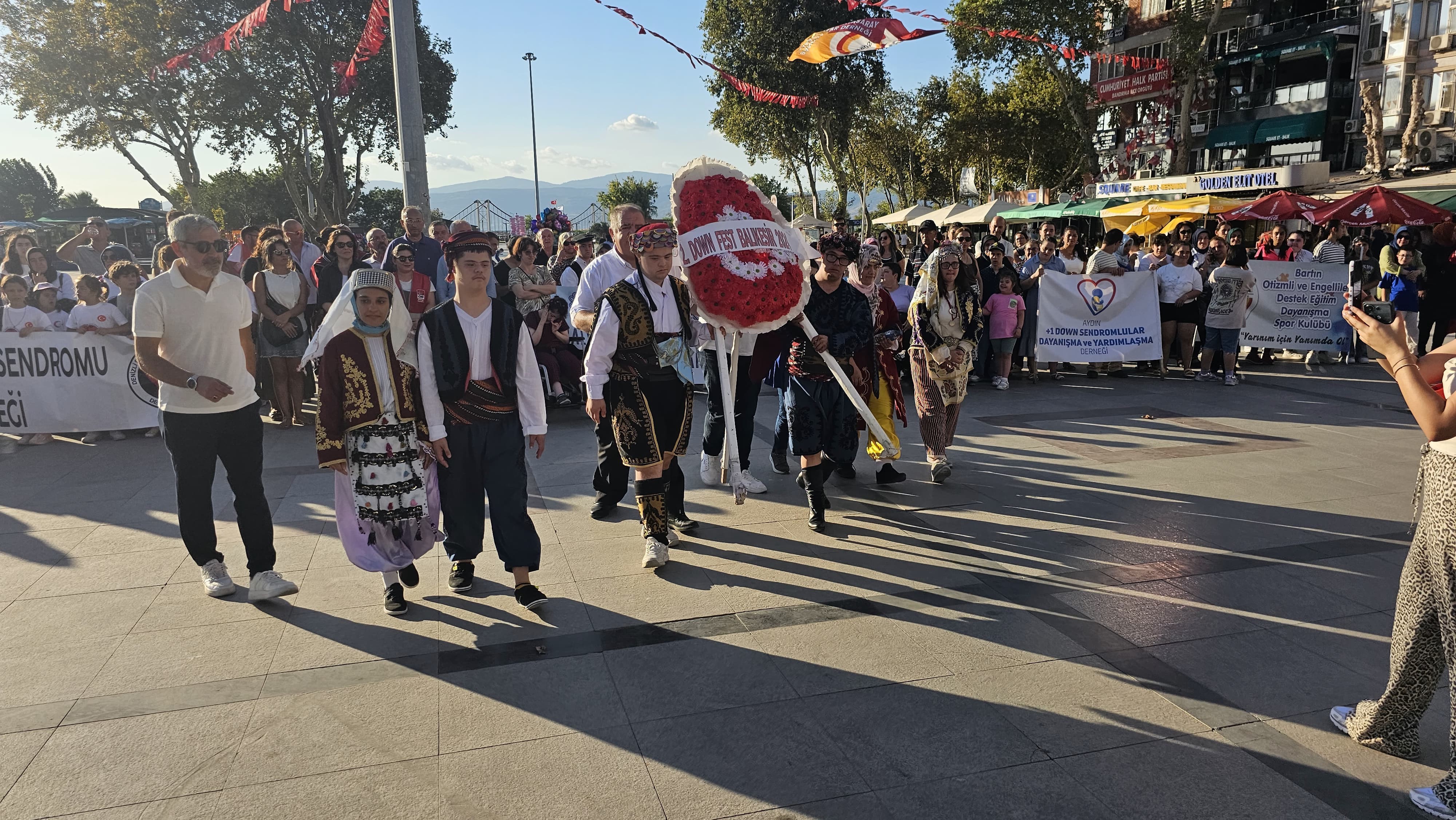 Beş farklı ilden gelen özel çocuklar