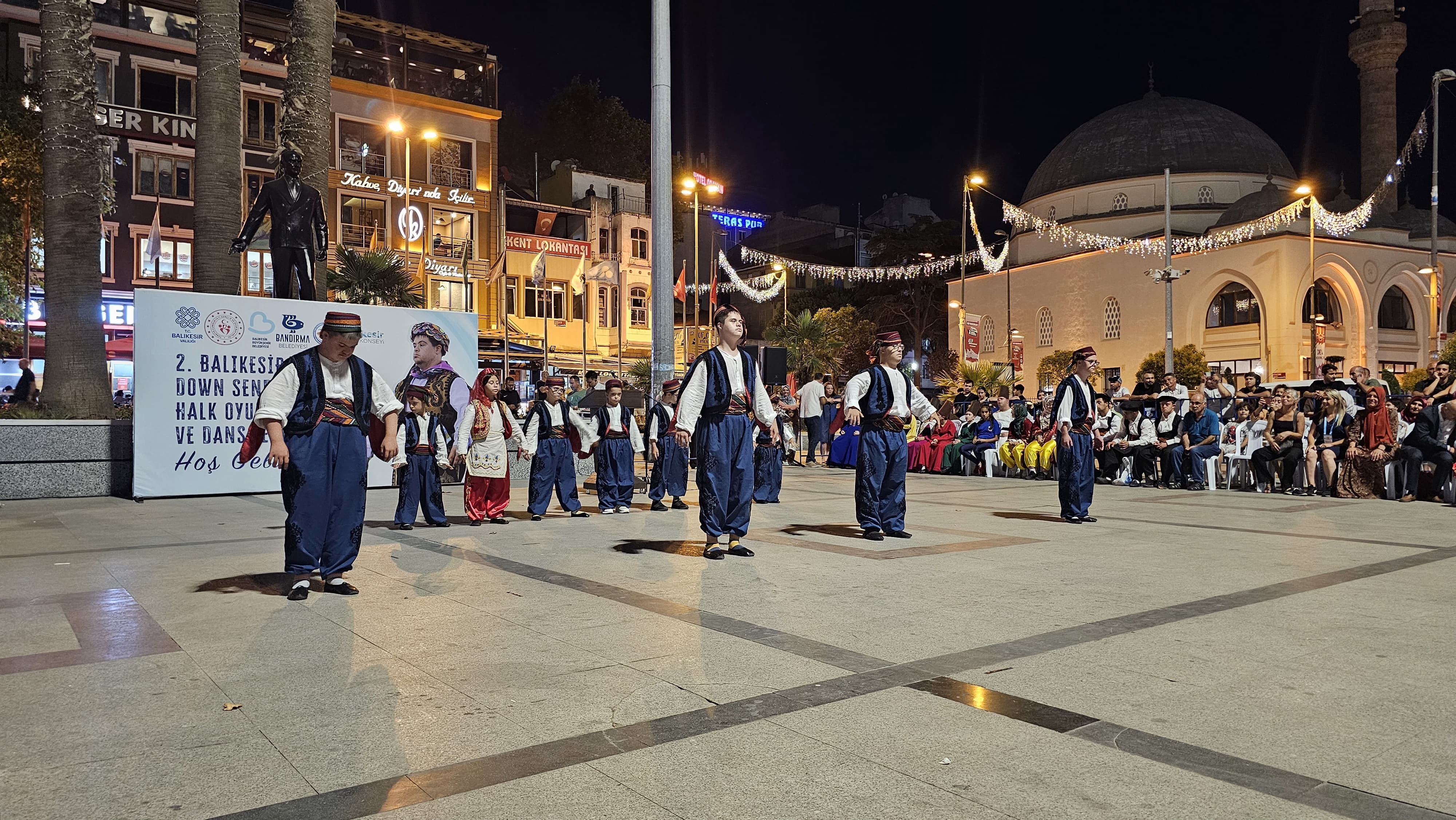 "Bizi yalnız bırakmayan herkese teşekkürler"