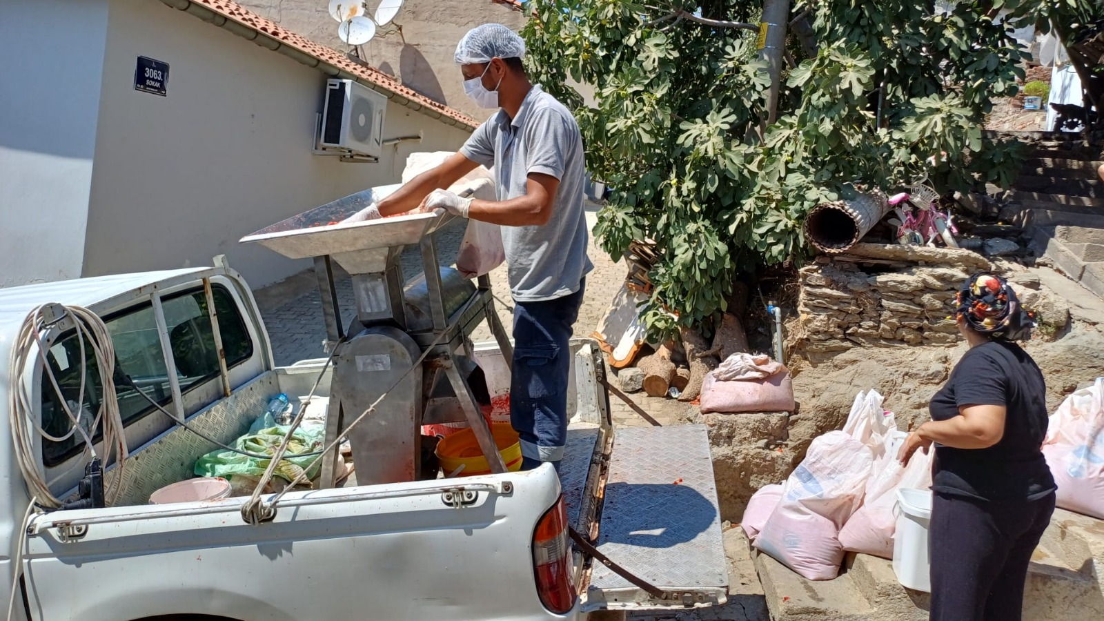 Salça yapımı kolaylaşıyor