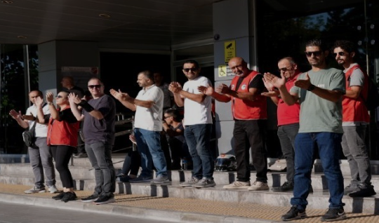 İşçinin tokat gibi sözleri herkesi şoke etti