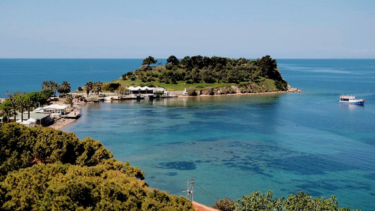 Kusadasinin En Guzel Plajlari 3