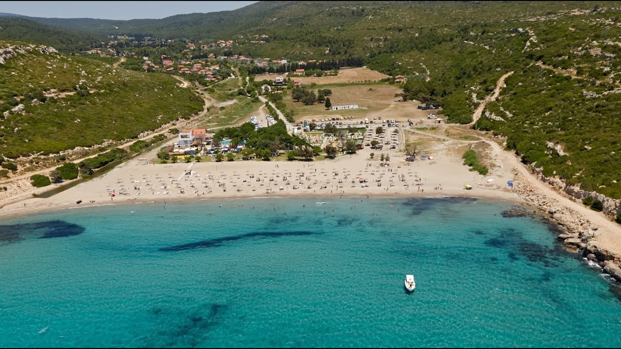 11. Urla Altınköy Plajı: Altın Renkli Kumlar