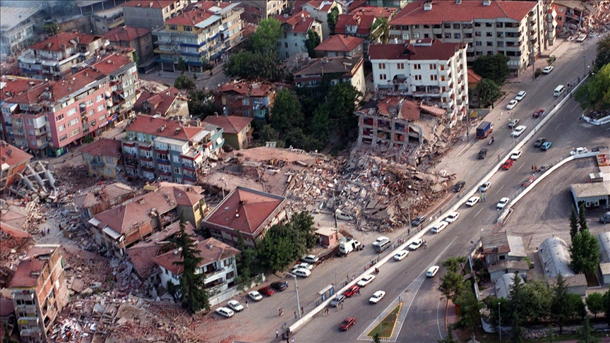 "Önce ekonomik koşullar düzeltilmeli"