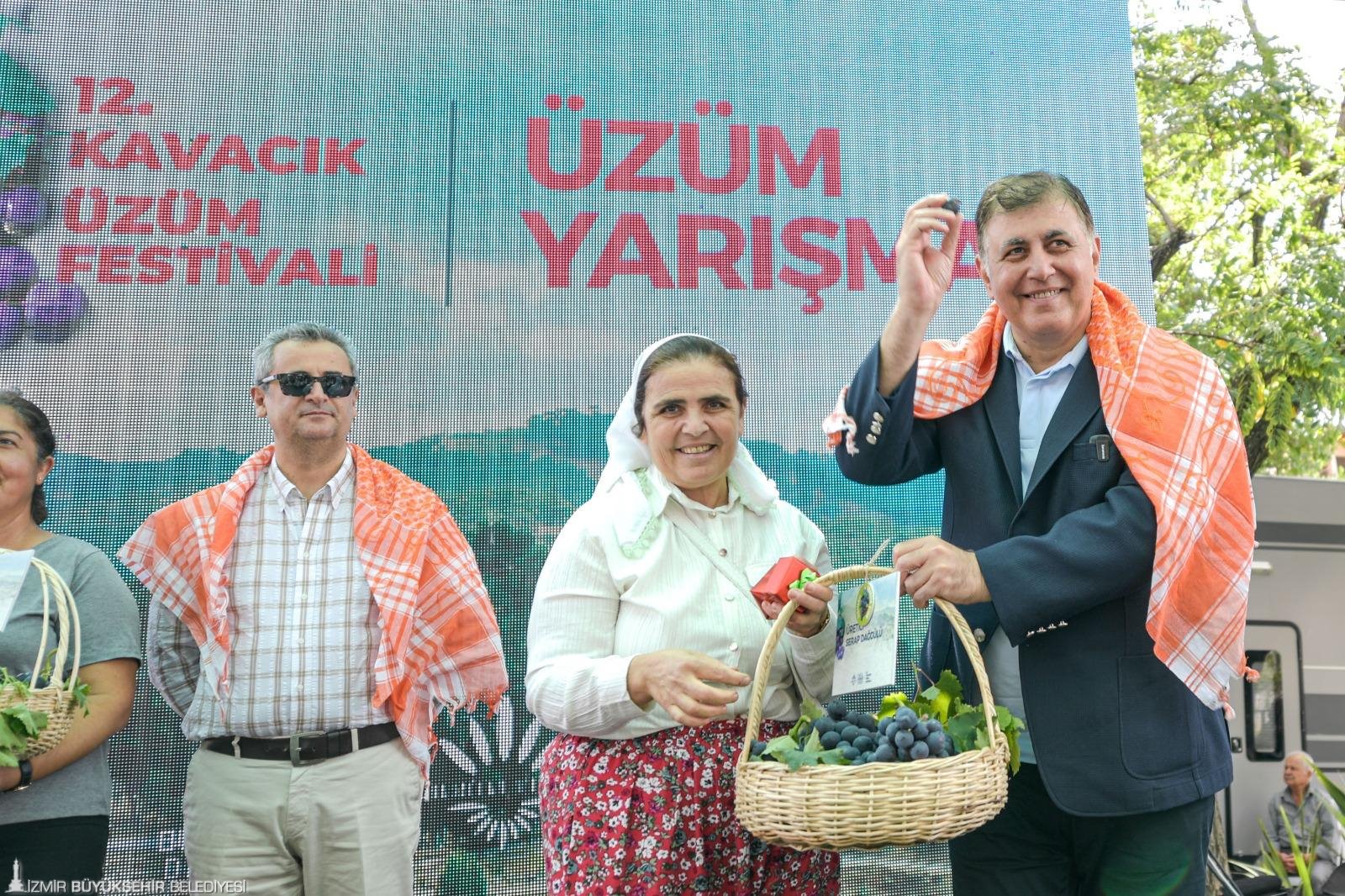 Nazım Hikmet'in şiirini okudu