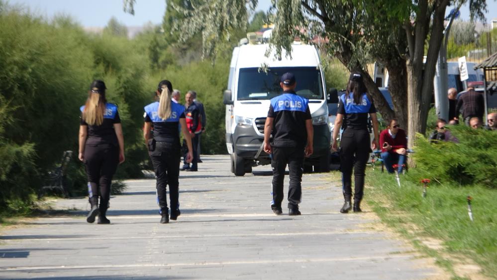 Sahilde Rojin'e ait telefon, kulak ve suyu bulundu