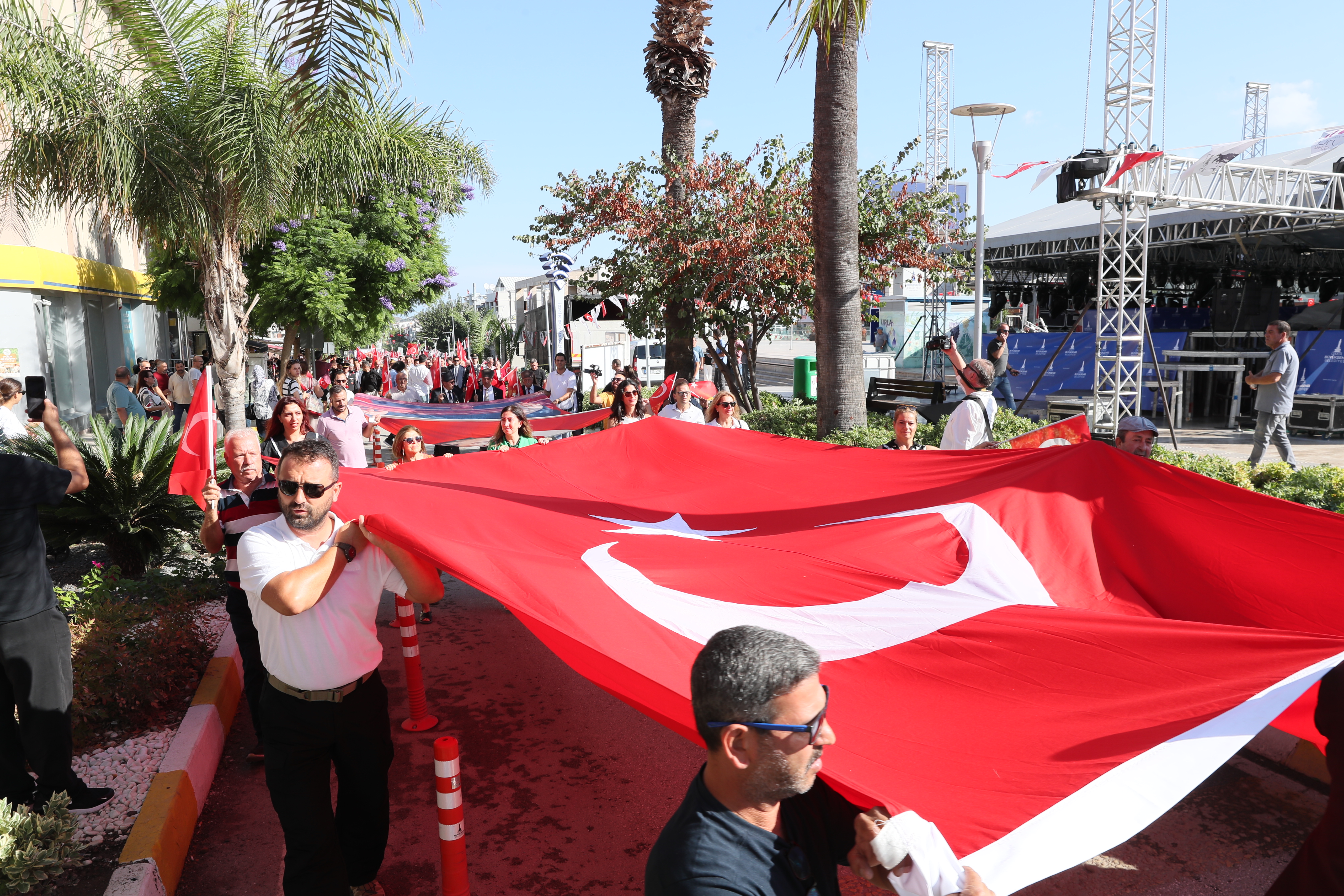 Atalarımızın fedakârlığı, bizlere özgürlük bilincini kazandırdı