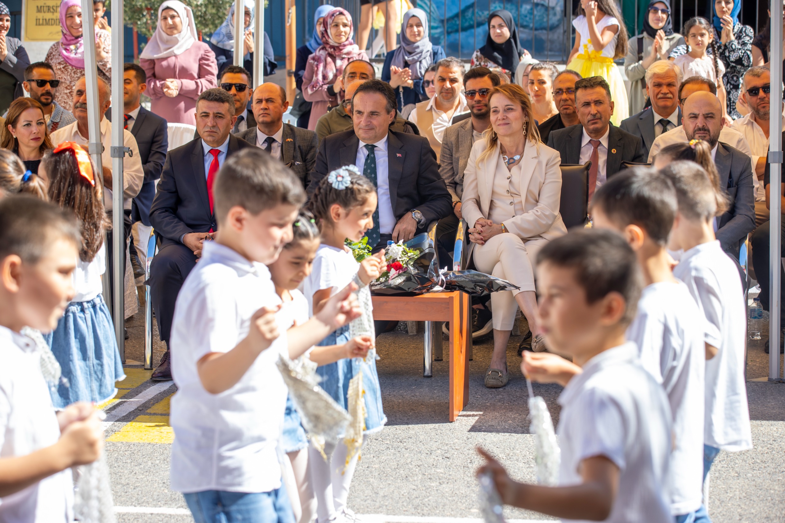 İlk ders zili çaldı