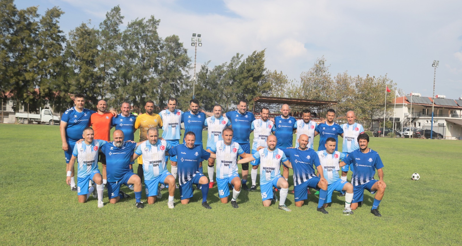 30 Ağustos Zafer Bayramı'na Foça'da özel dostluk maçı