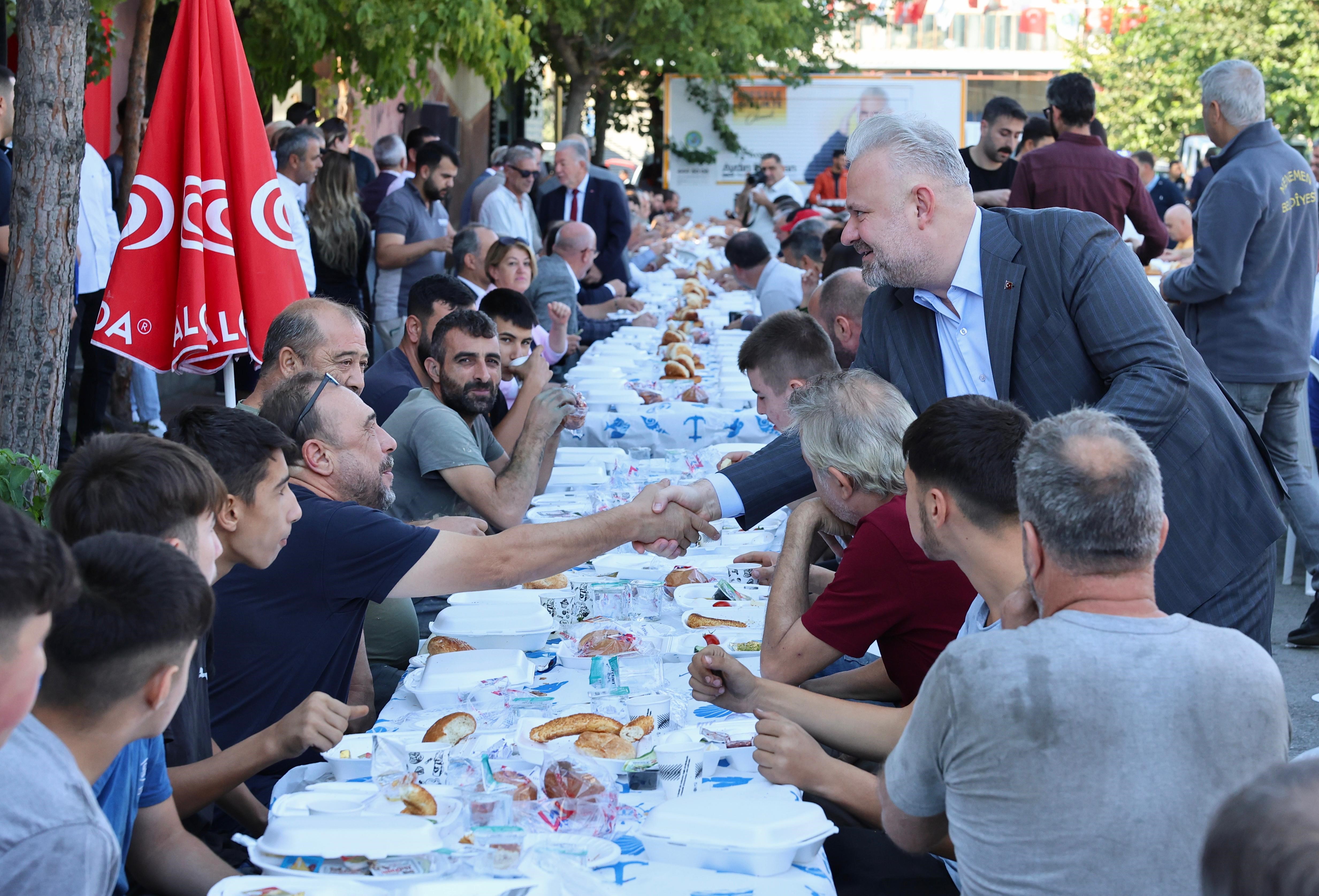 "Akıl ve ahlak ile çalışıp, bizi geçen bizdendir"