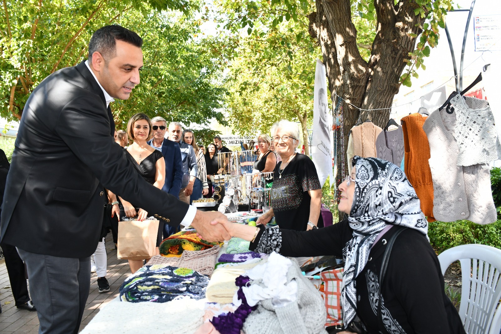 El emeği ürünler sergilendi