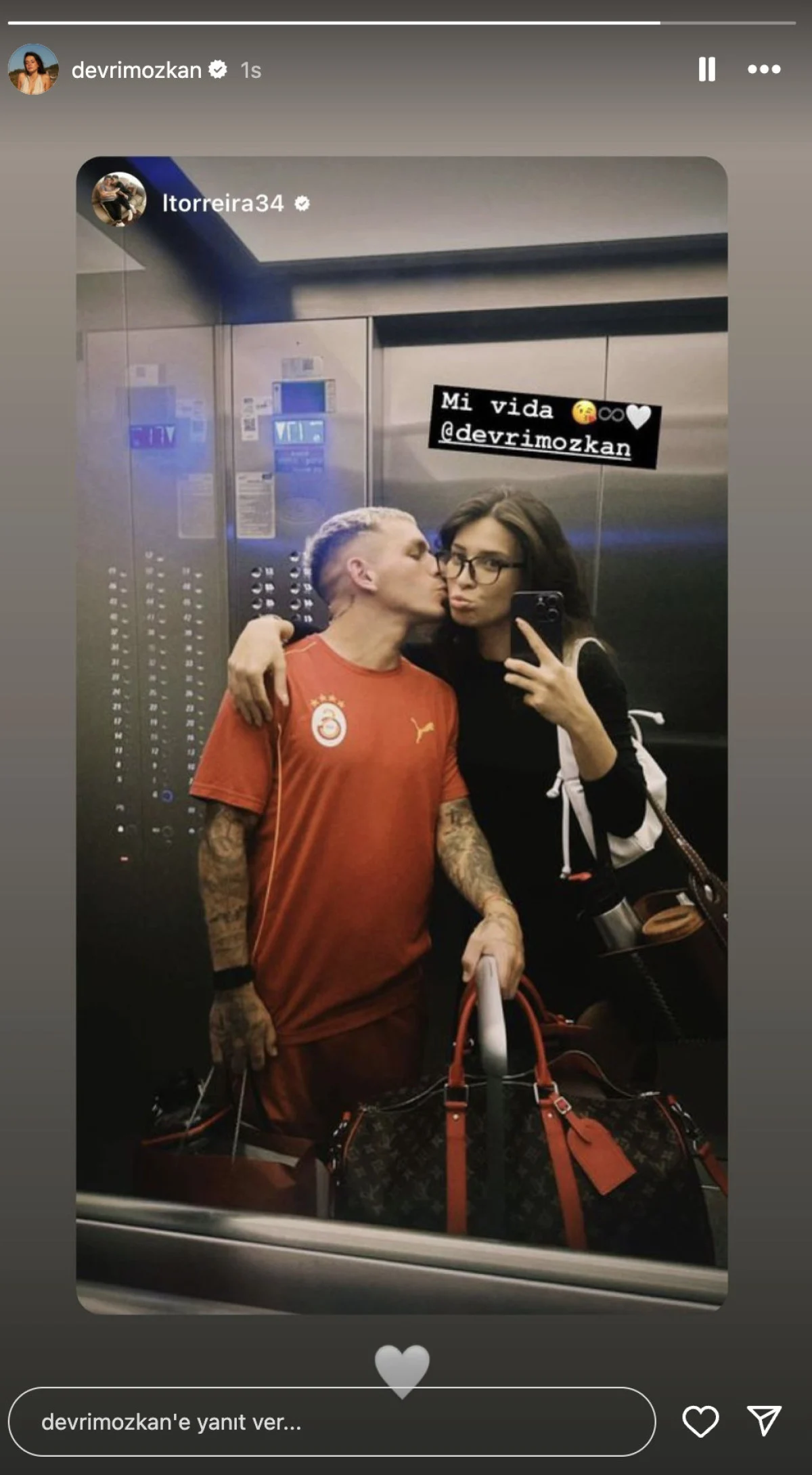 Torreira'dan romantik paylaşım