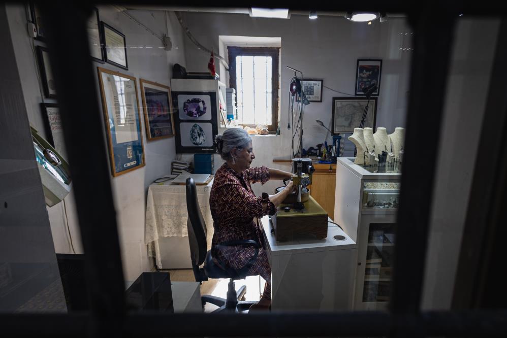 Mesleği kendi kendine öğrendi