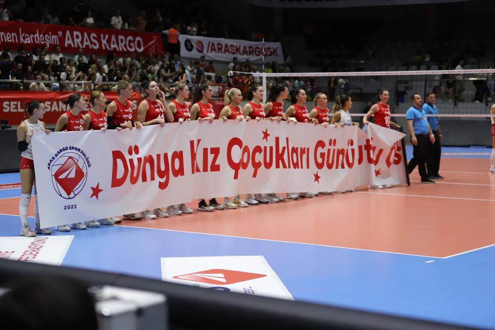 “Dünya Kız Çocukları Günü’nde kız çocuklarımızı voleybol ile buluşturduk”