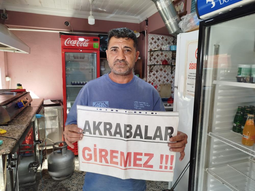 "Akraba değil akreptirler"