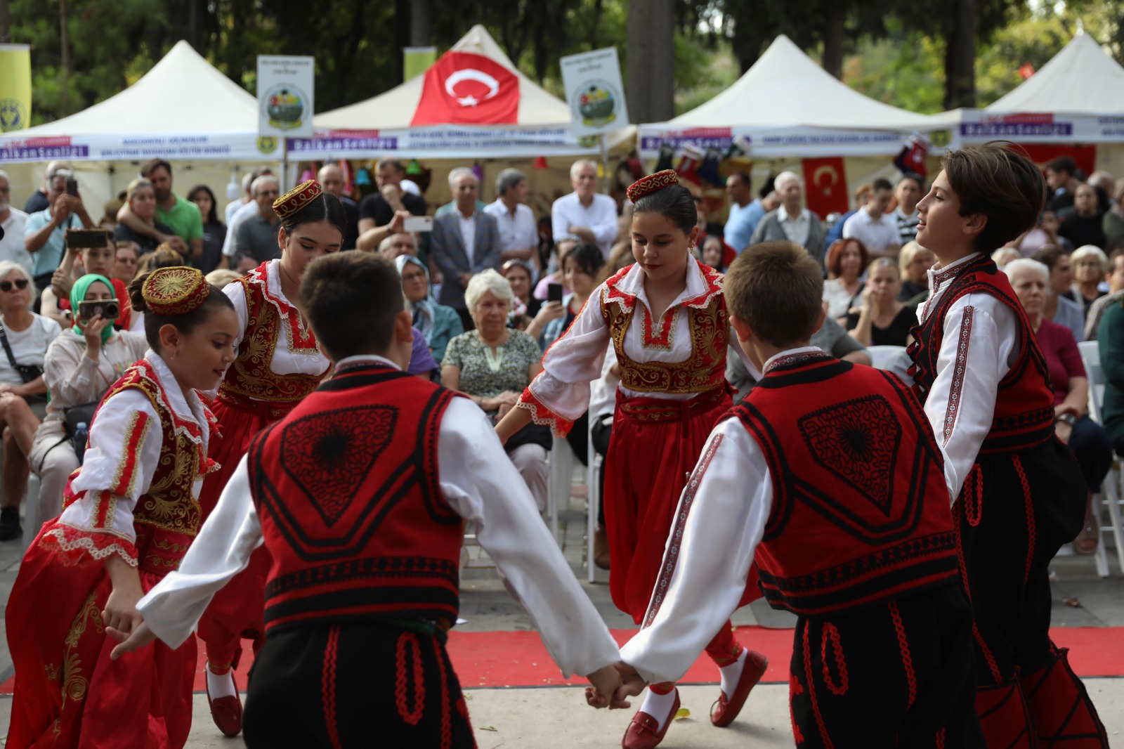 Değerlere sahip çıkan etkinlik