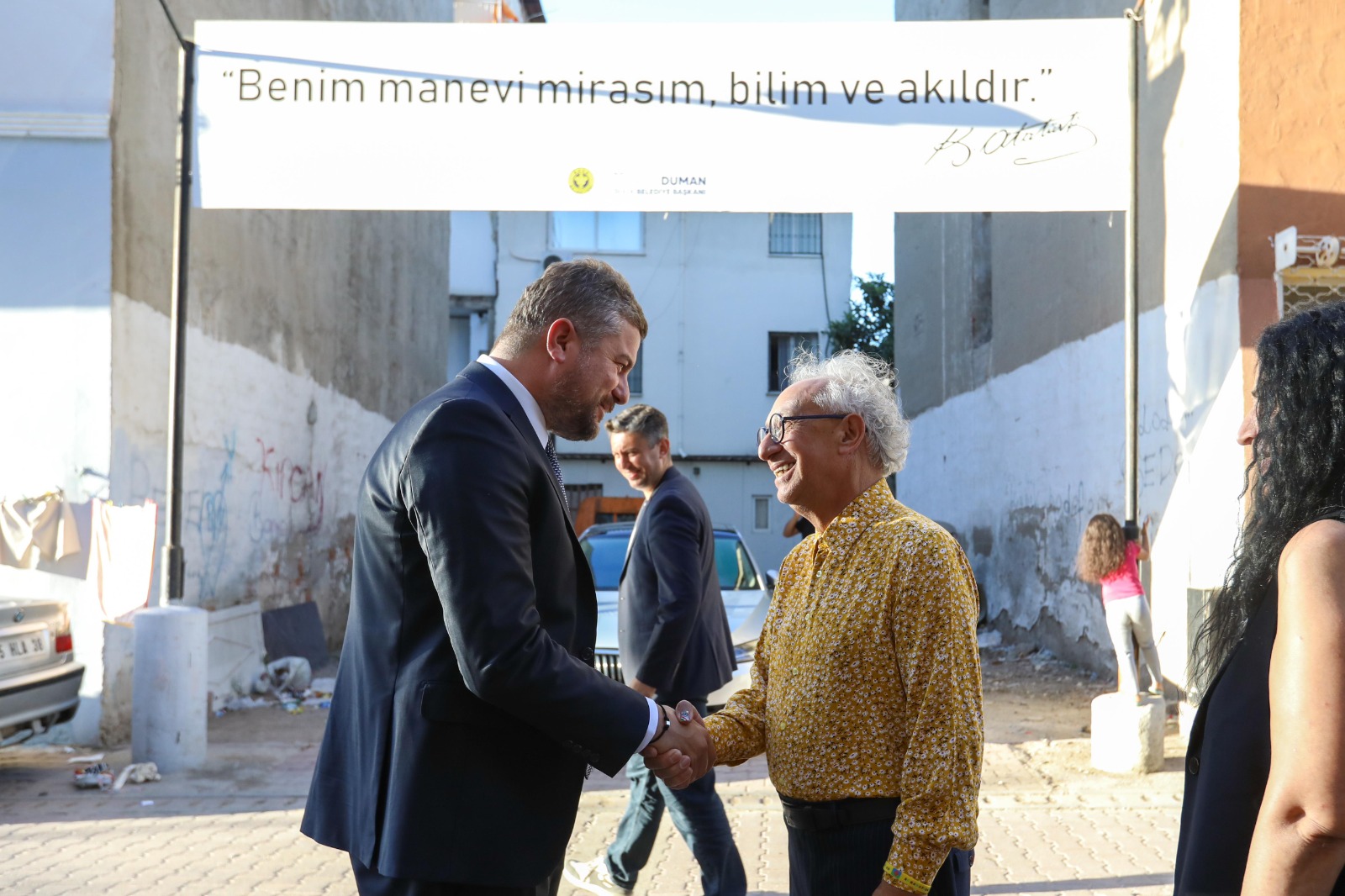 Kentlilik bilincinin oluşması öncelikli amacımız