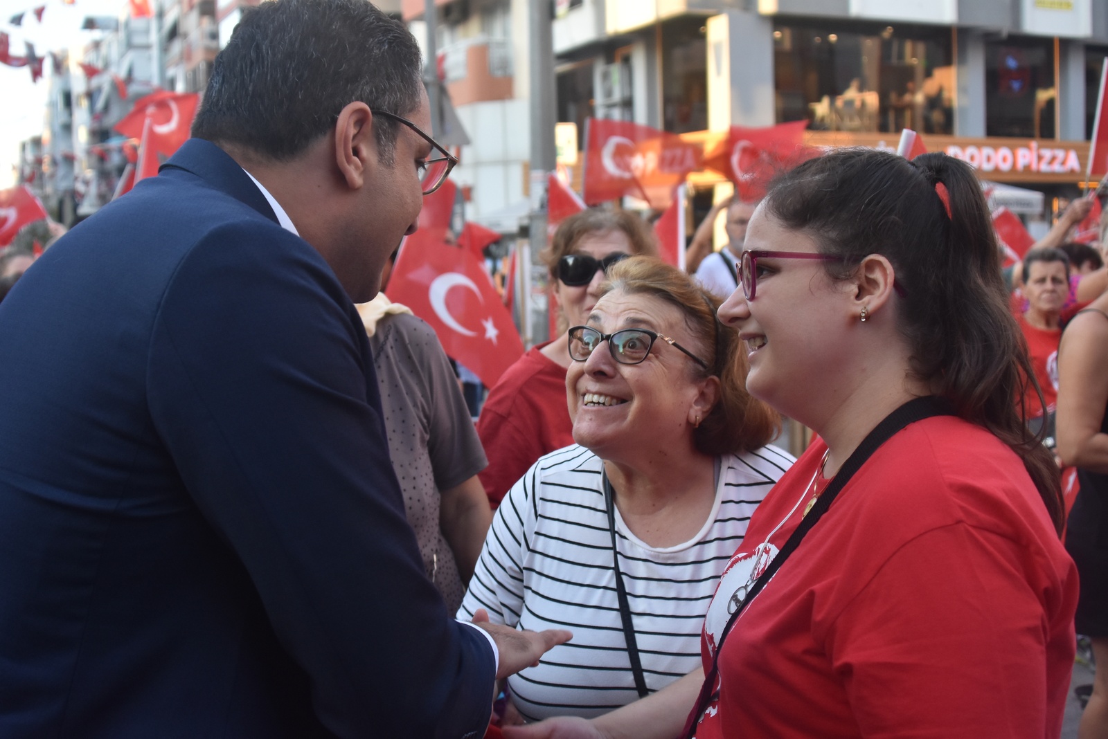 Meşale Sitesi ve Olimpiyat Köyü'nde Cumhuriyet kutlamaları