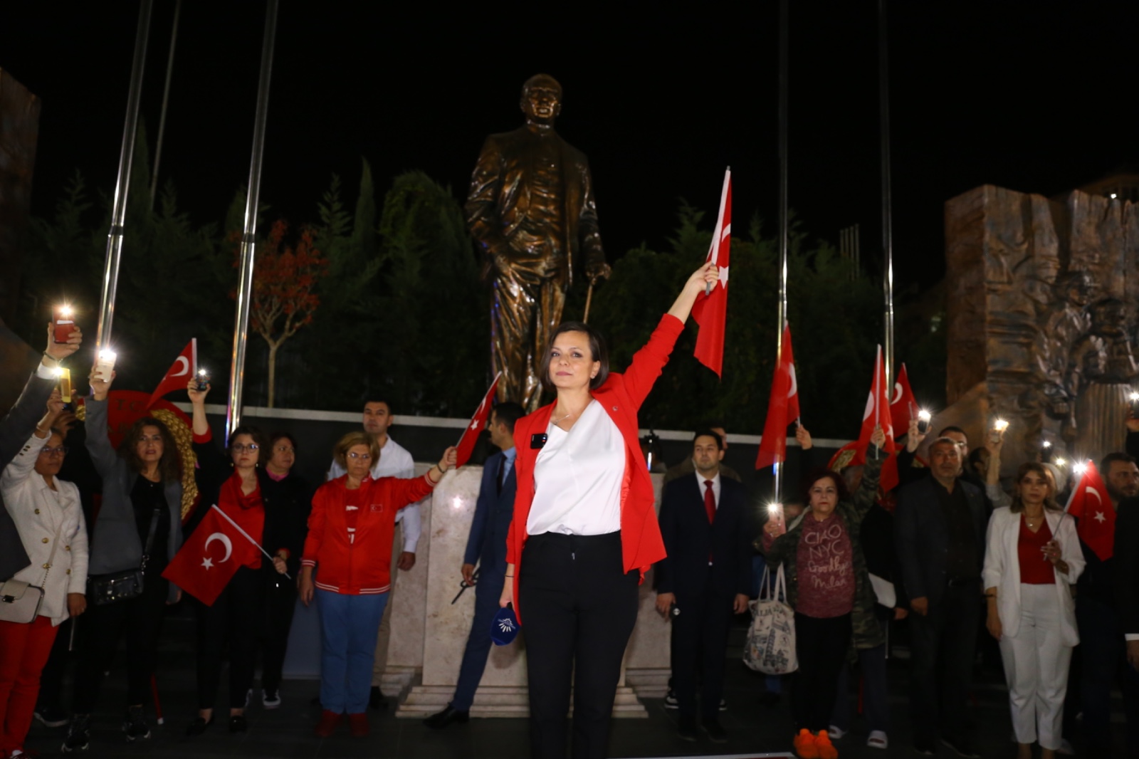 “Cumhuriyet’in nice yüzyıllarını beraber kutlayacağız”