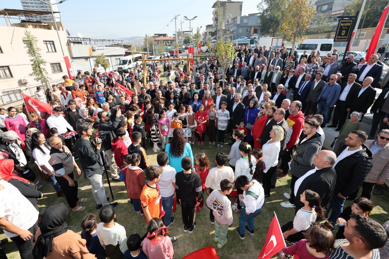 “Emeği geçen herkese çok teşekkür ediyorum”