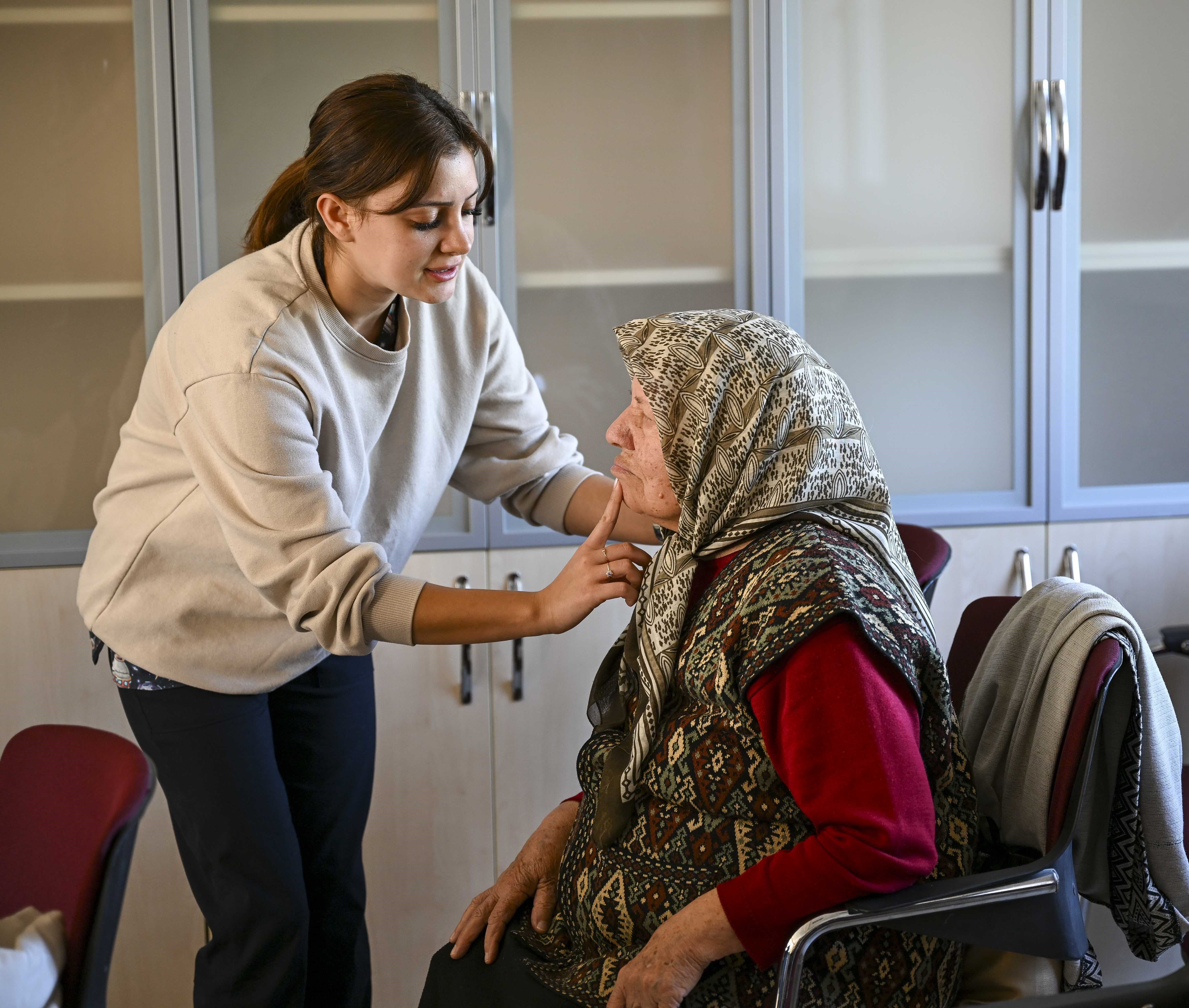 Bornova’nın güzelliklerini yeniden keşfediyorlar