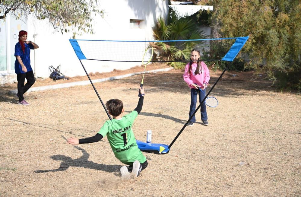 "Hem kış hem de yaz dönemlerinde ücretsiz spor okulları kursları açıyoruz"