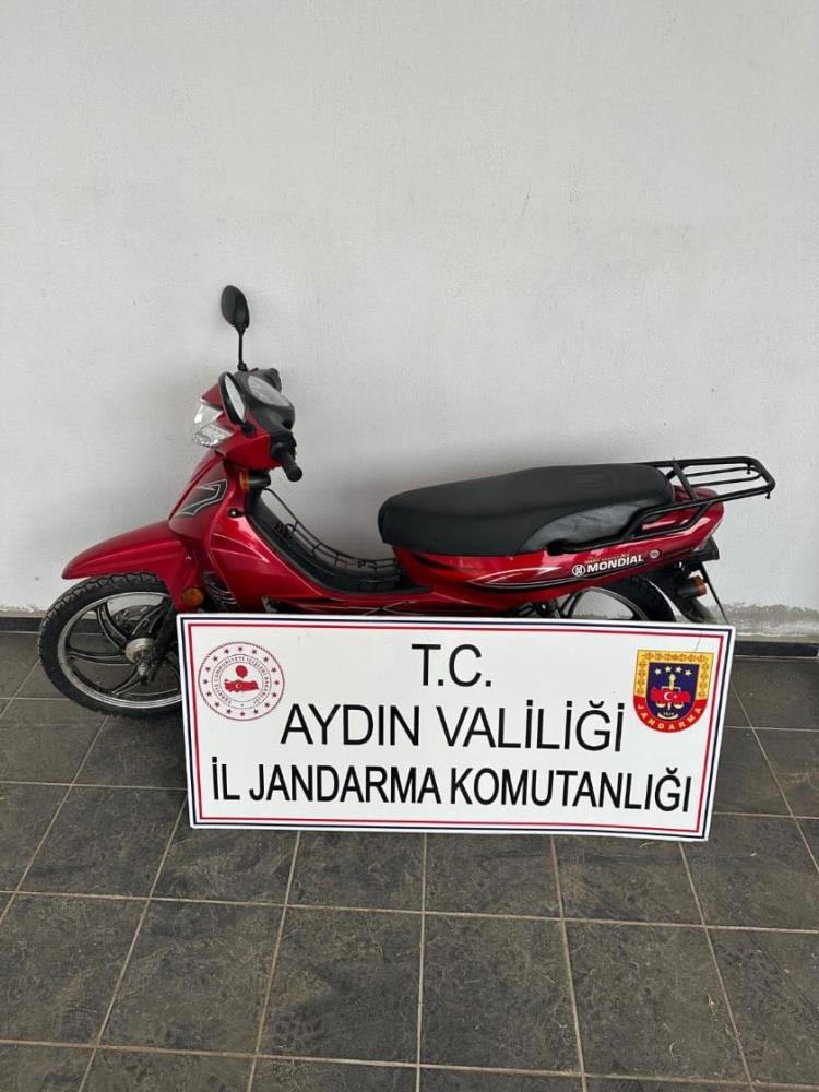 Çalınan motosiklet sahibine teslim edildi