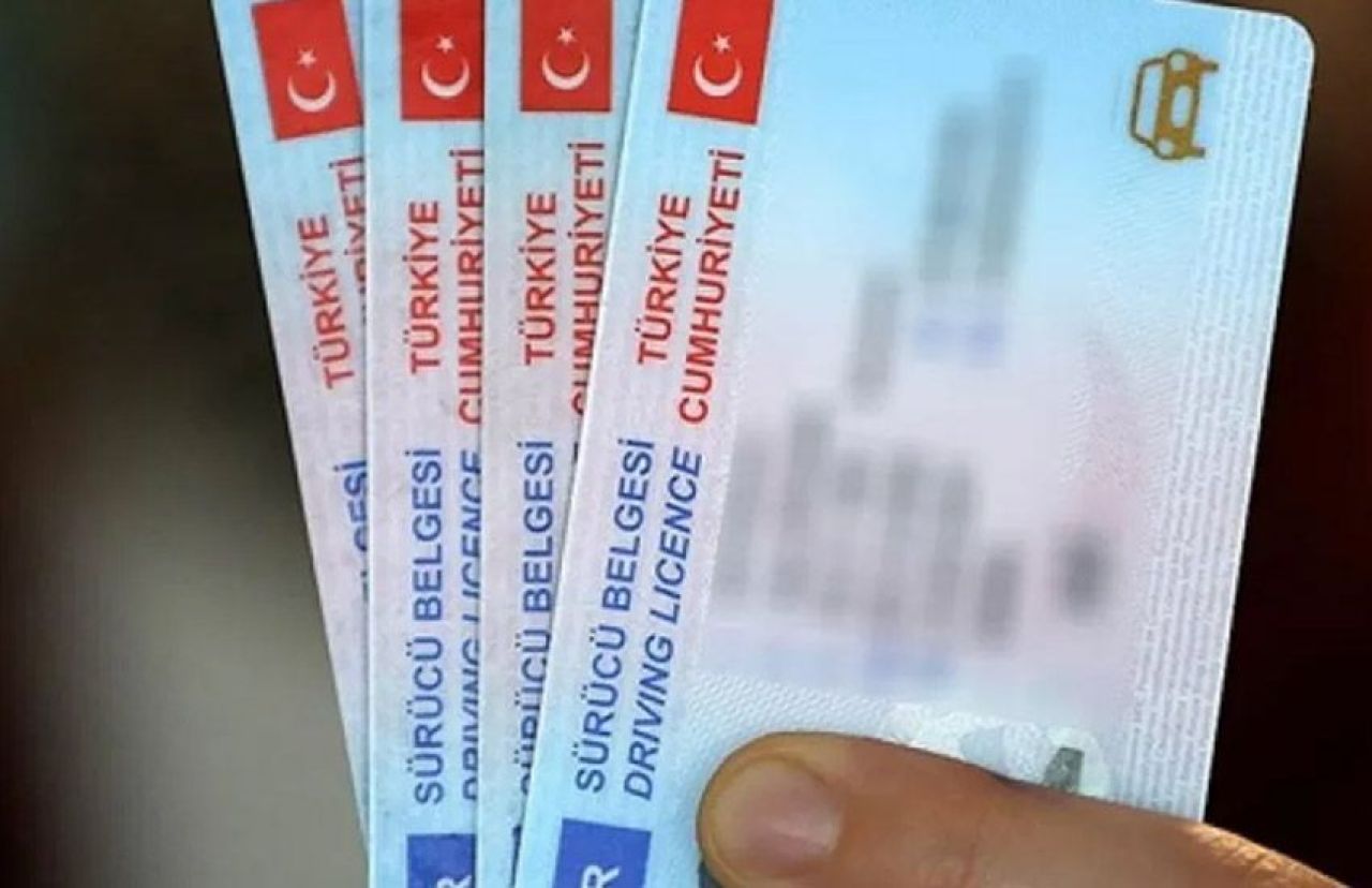 5 yıl geçerliliği olan ehliyet sınıfları: