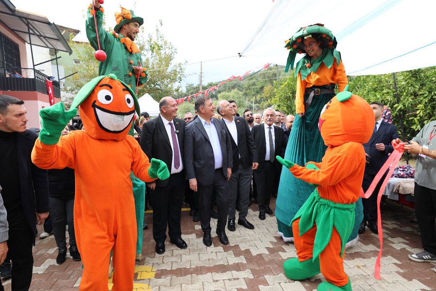 Başka şeylerin ülkesi olmaya başladı