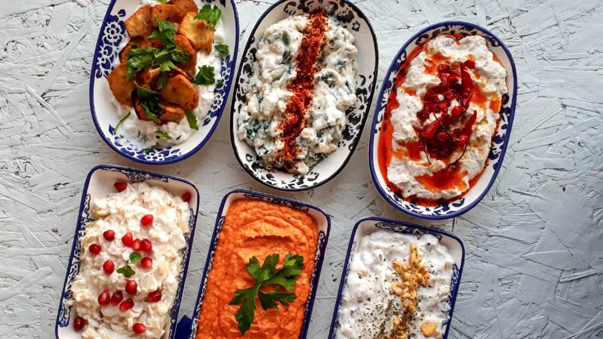 Klasik Yoğurtlu Mezeler: