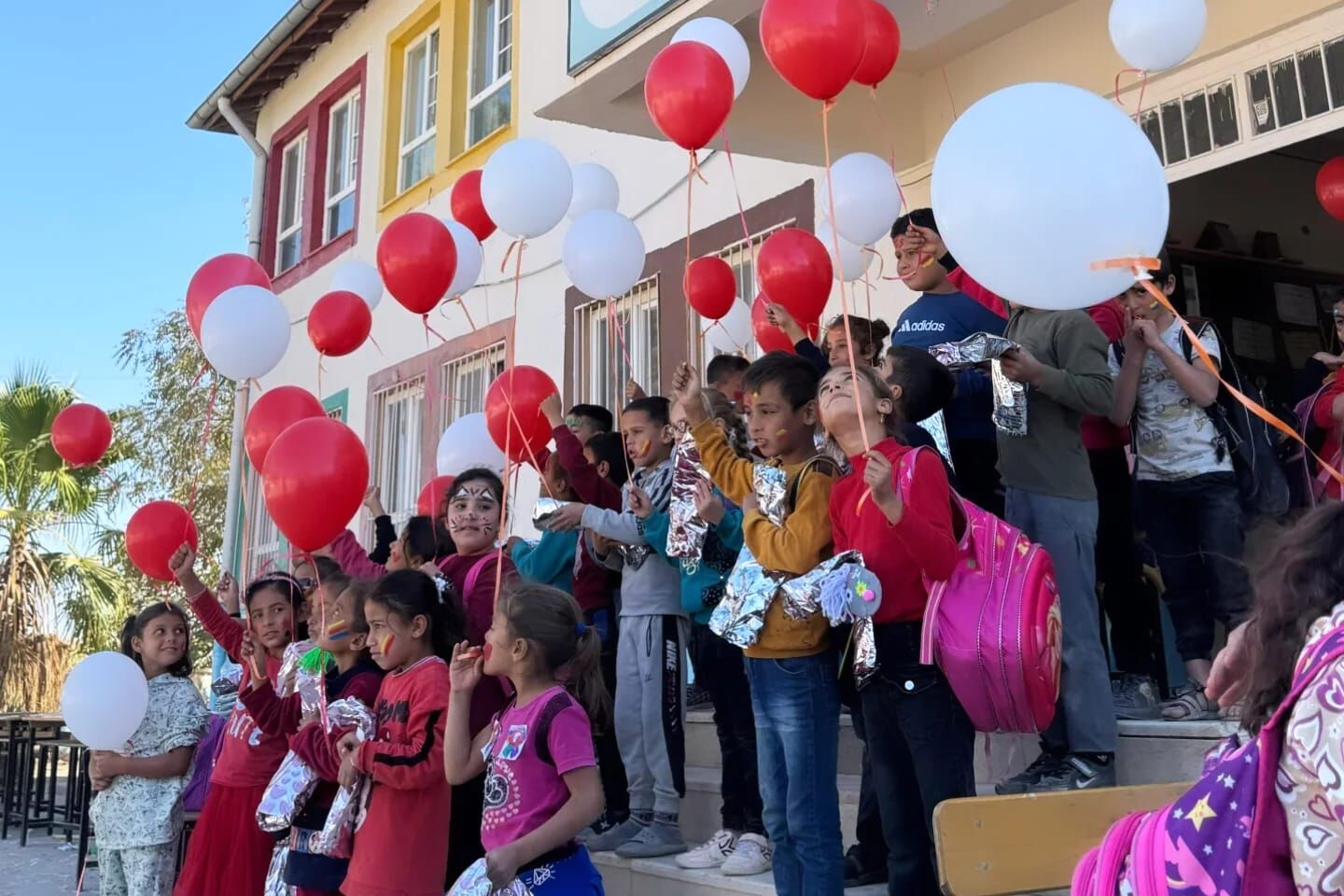 Yaratıcılık atölyeleri: Çocukların el beceri ve zihinsel gelişimlerine destek