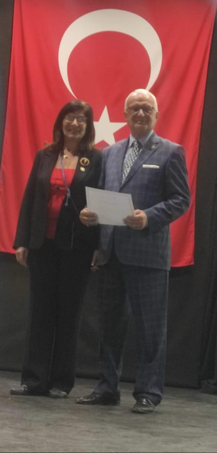 Yaşımız var, ama Atamız için savaşacak kadar genciz