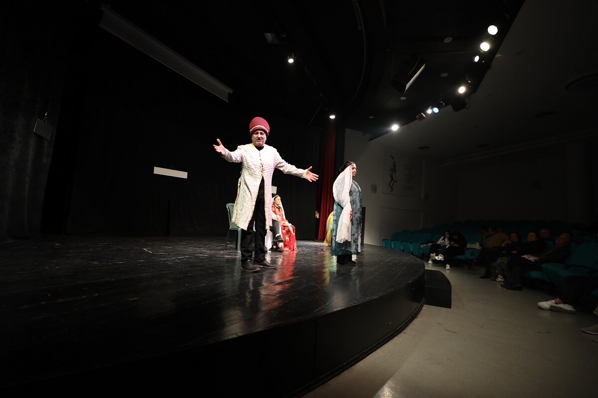 Biz de desteklemekten memnuniyet duyuyoruz