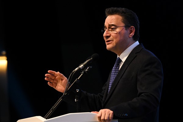 Ali Babacan ekonomi politikasını eleştirdi