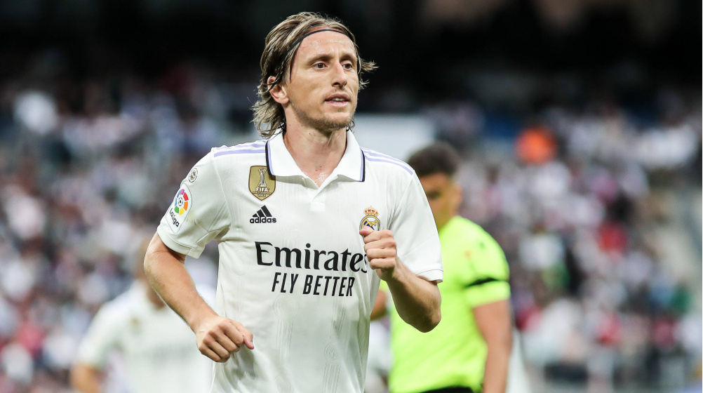 Modric, yönetimden sözleşmesinin uzatılmasını talep etti.