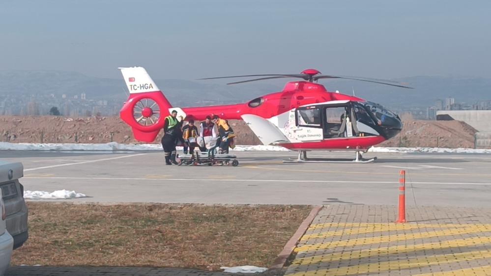 Ambulans helikopterle tedaviye ulaşım