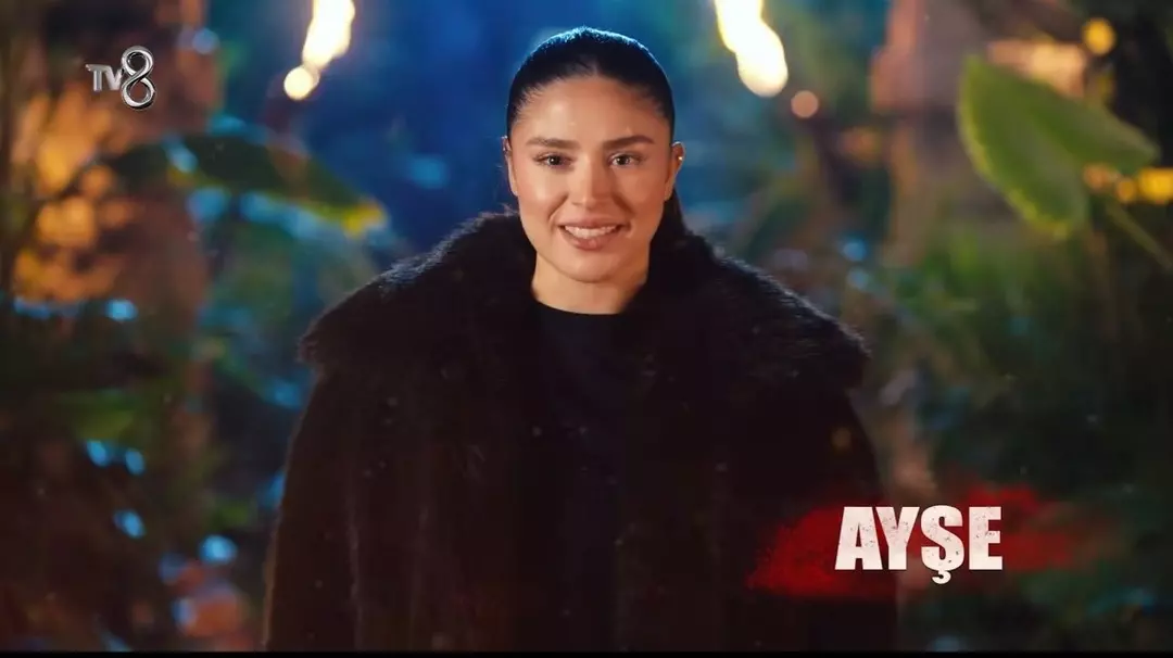 Ayşe Yüksel'in Kürkü Gündem Oldu 