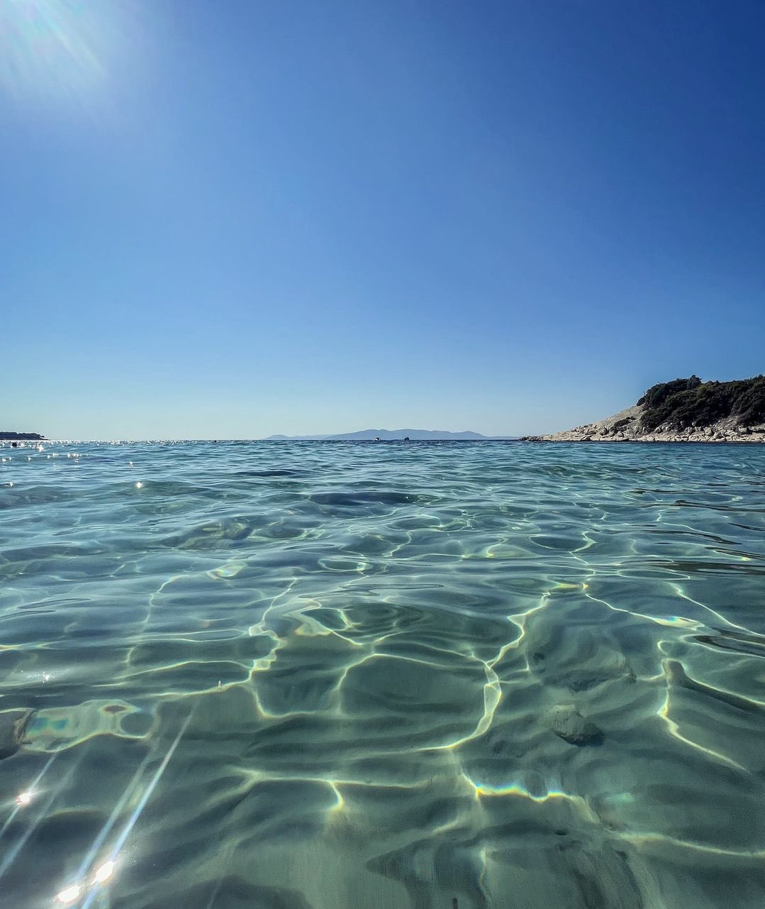 11. İzmir, Dikili Pissa Koyu