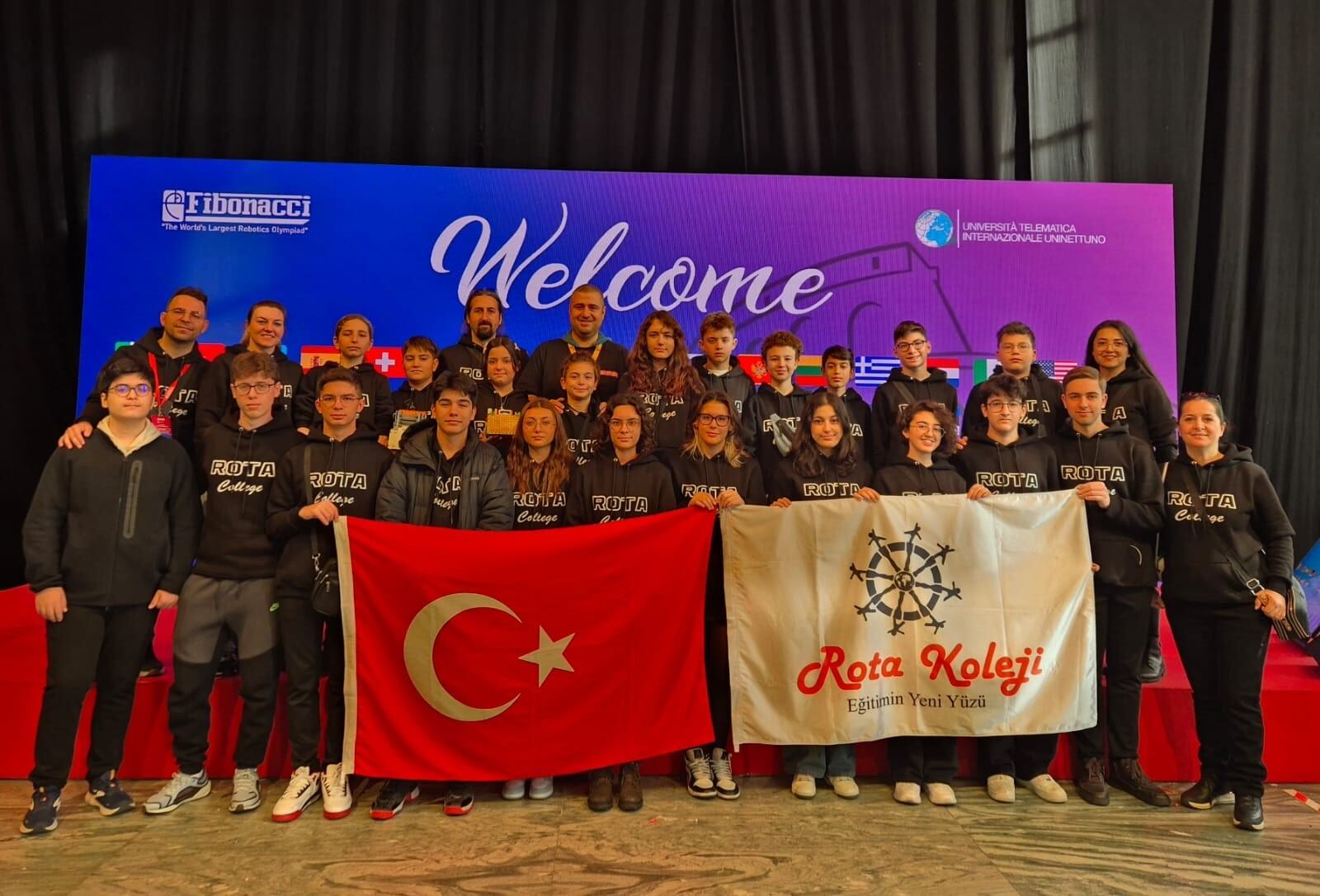 Lise ekibinden özel ödüller