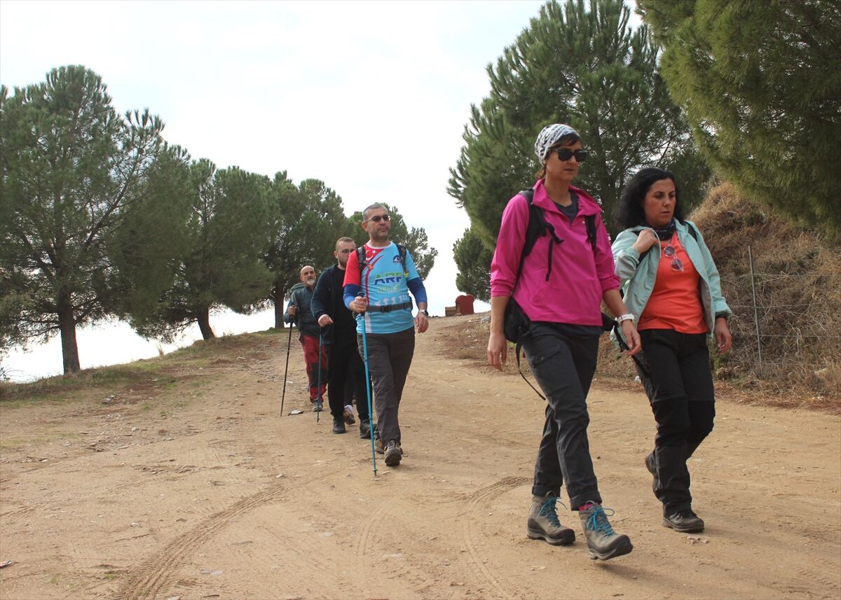 Efeler Yolu Izmir (1)