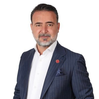 Güzelbahç'de Halil Durankuş göreve geldi. 