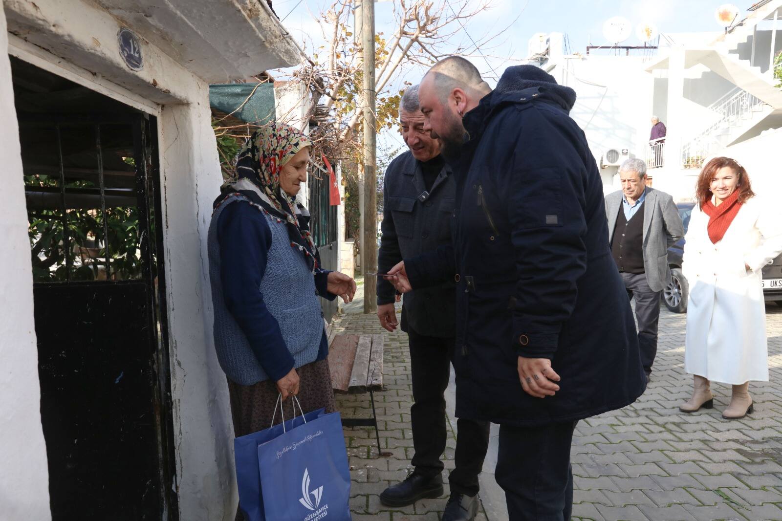 Onların yüzlerindeki tebessüm bizler için büyük bir mutluluk