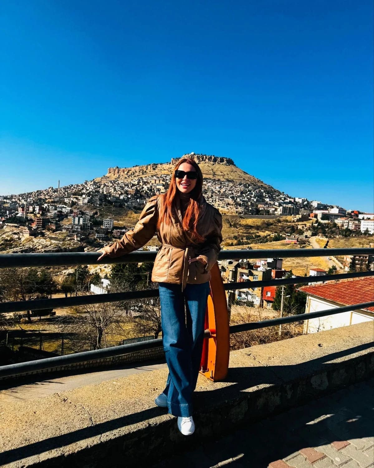 14,8 milyon takipçisi bulunan Hadise, Mardin’deki anılarını paylaştığı gönderilerine, “Kalbim Mardin’de kaldı” notunu ekledi.