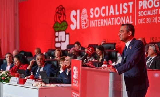 özgür özel Sosyalist Enternasyonal Konsey Toplantısı