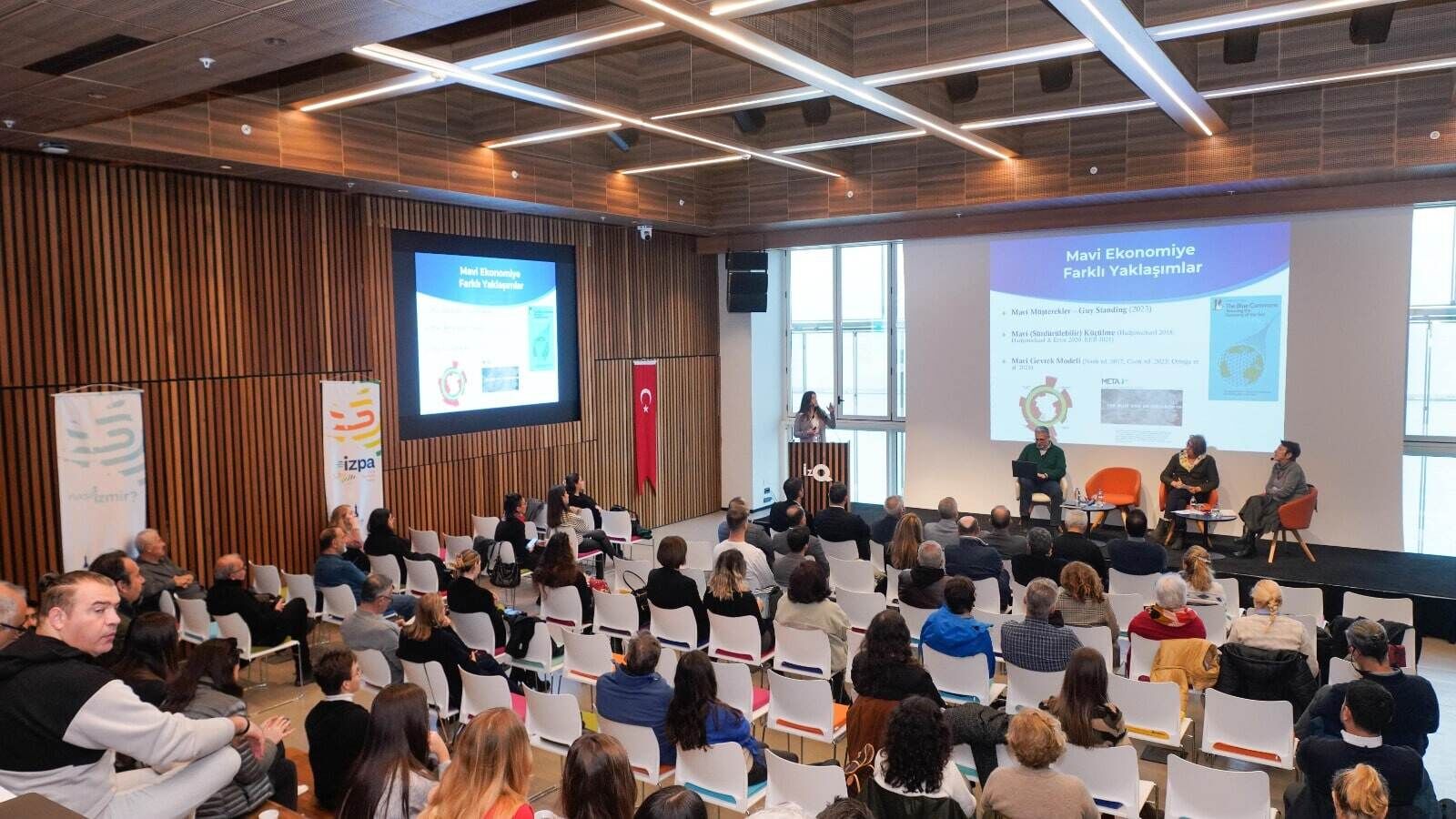 Belirli kavramlar ele alındı