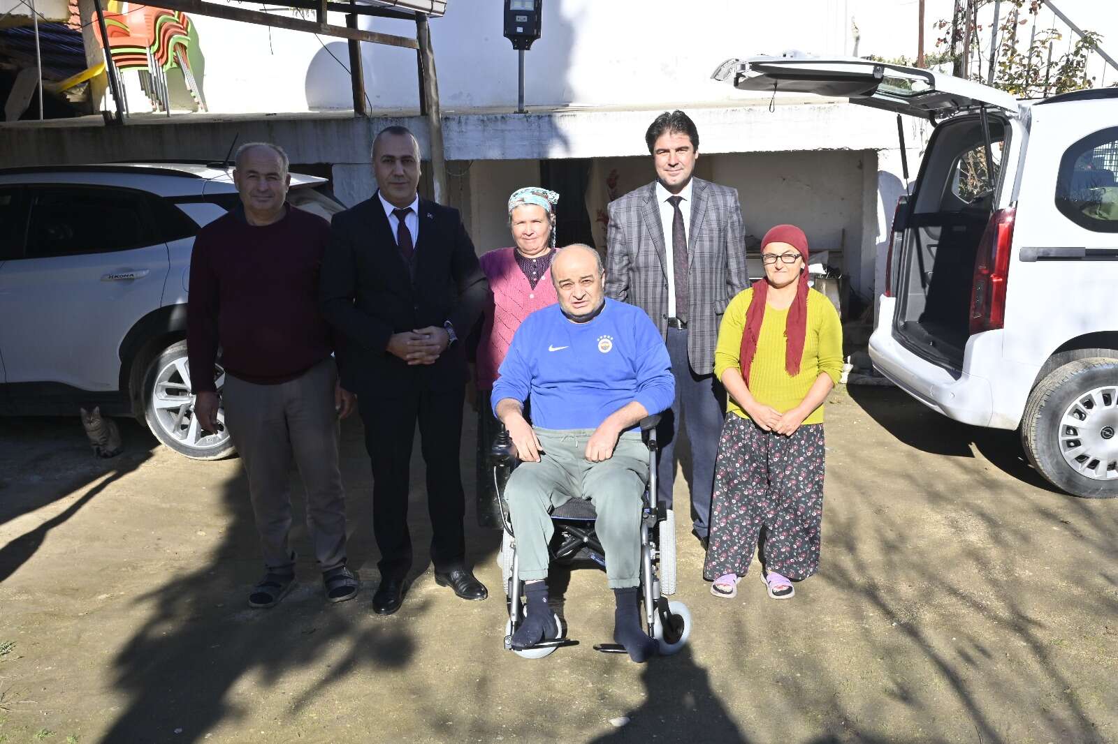 2 gaziye akülü tekerlekli sandalye hediyesi